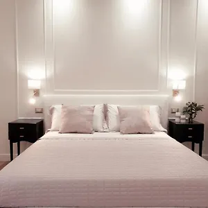 Couette-café Viale Italia Boutique, Sassari