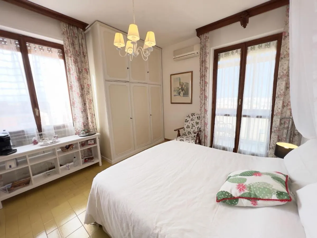 La Terrazza Di Anna Hotel Sassari 2*,  Italy
